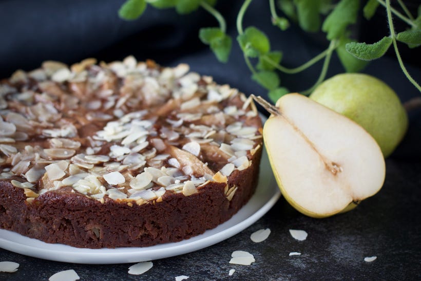 Mintkladdkaka med päron & mandel | CakeByMary | Allt om Mat