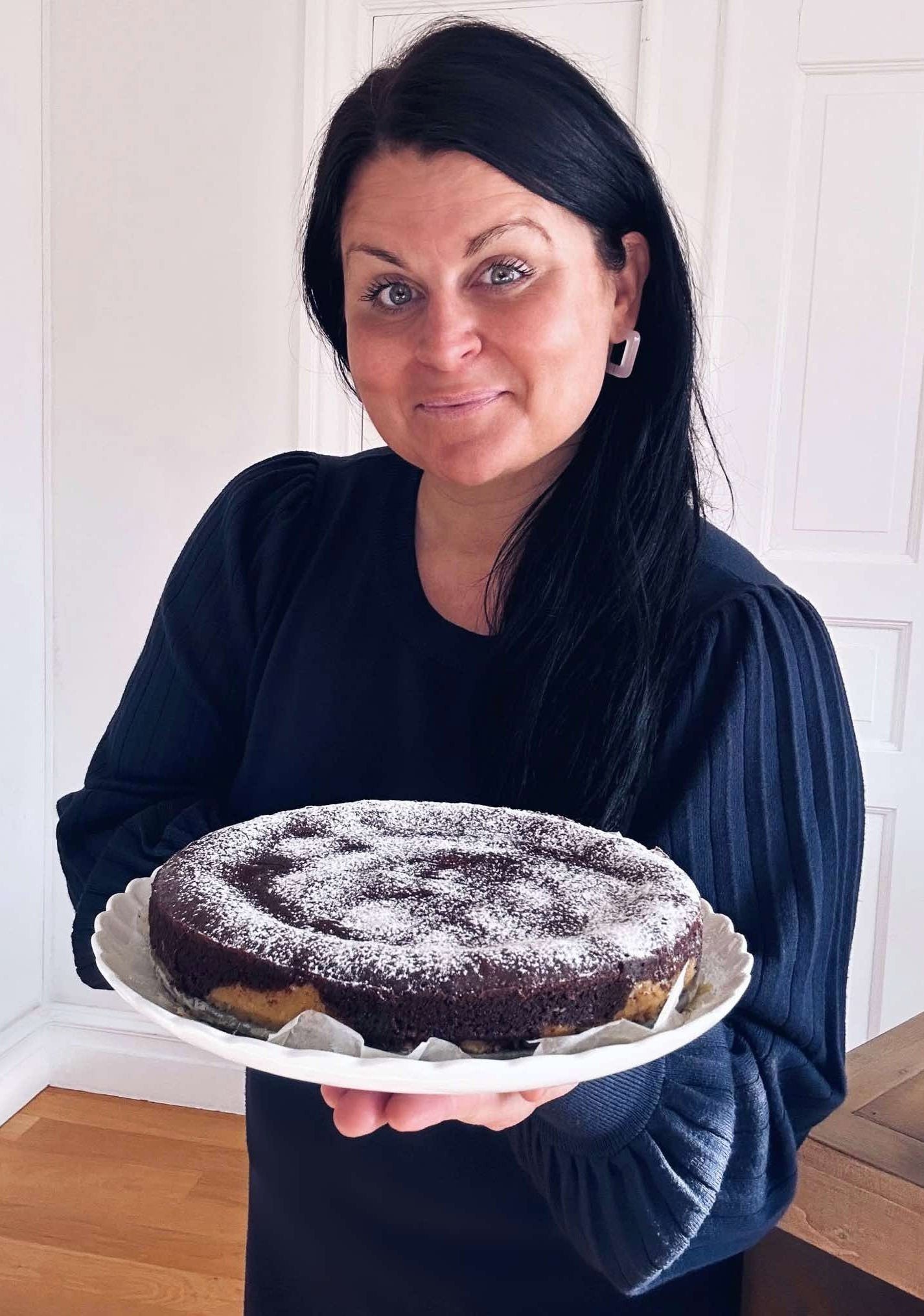 Kladdkaka med kakdeg i botten bli... | Madame Edith | Allt om Mat